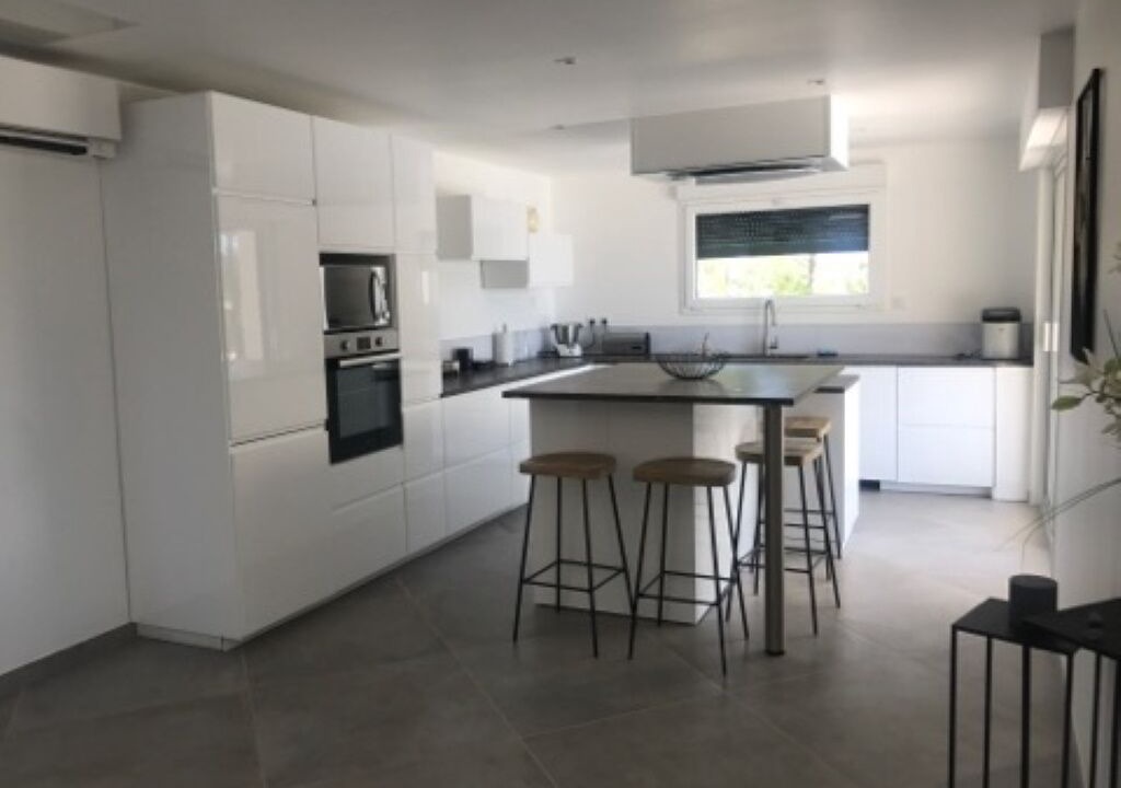 Photo of Kitchen in Bagnols-en-Foret