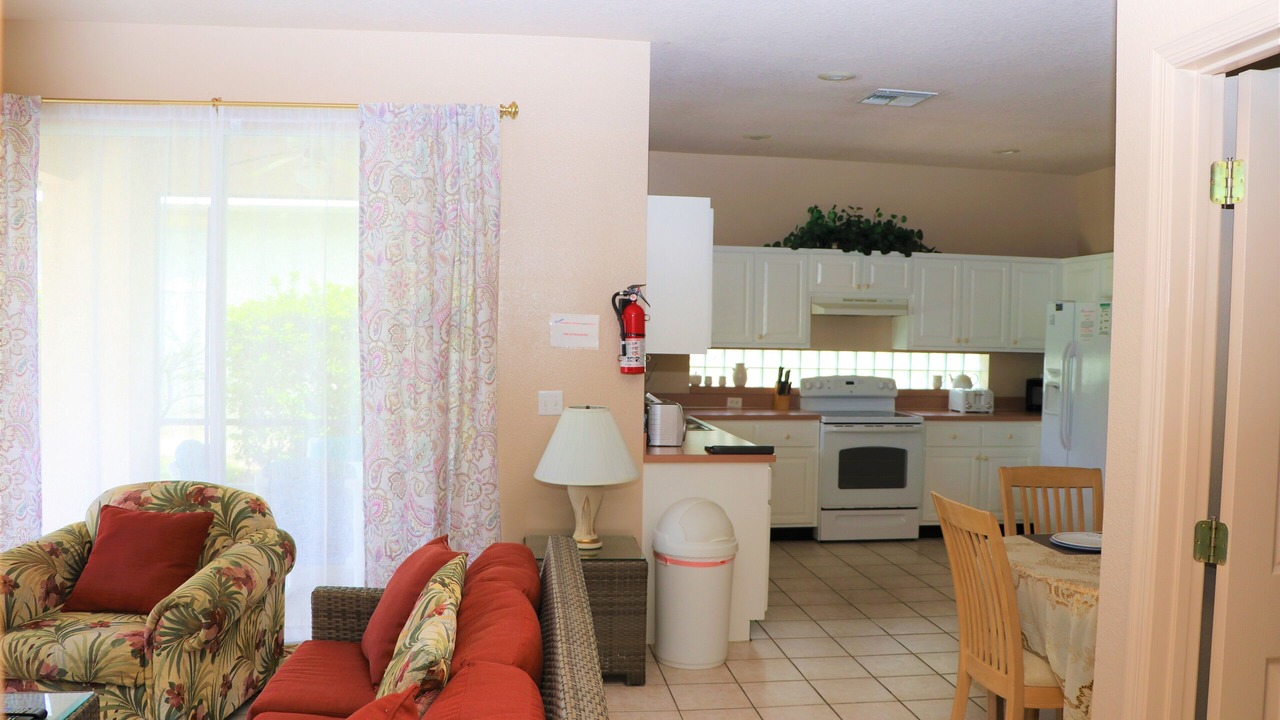 Photo of Livingroom in Sunset Lakes