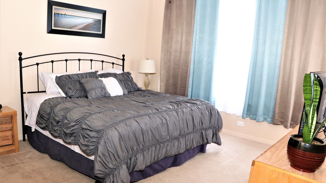 Photo of Bedroom in Sunset Lakes