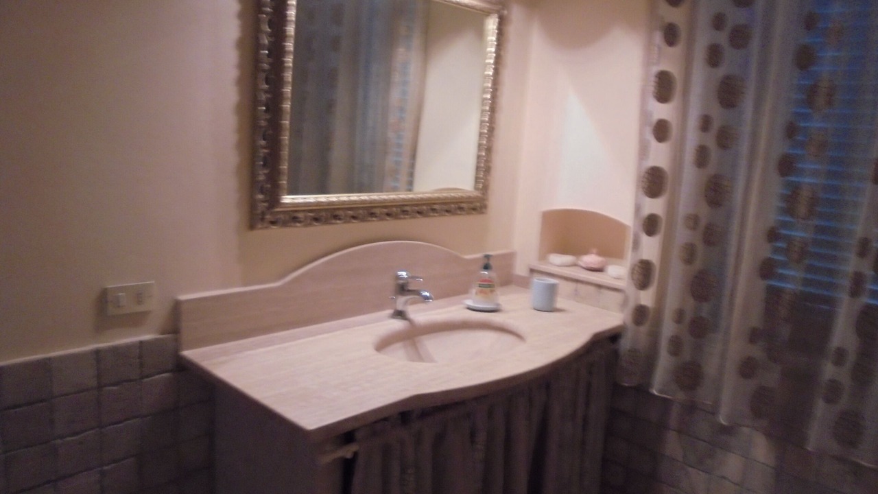 Photo of Bathroom in Chianni