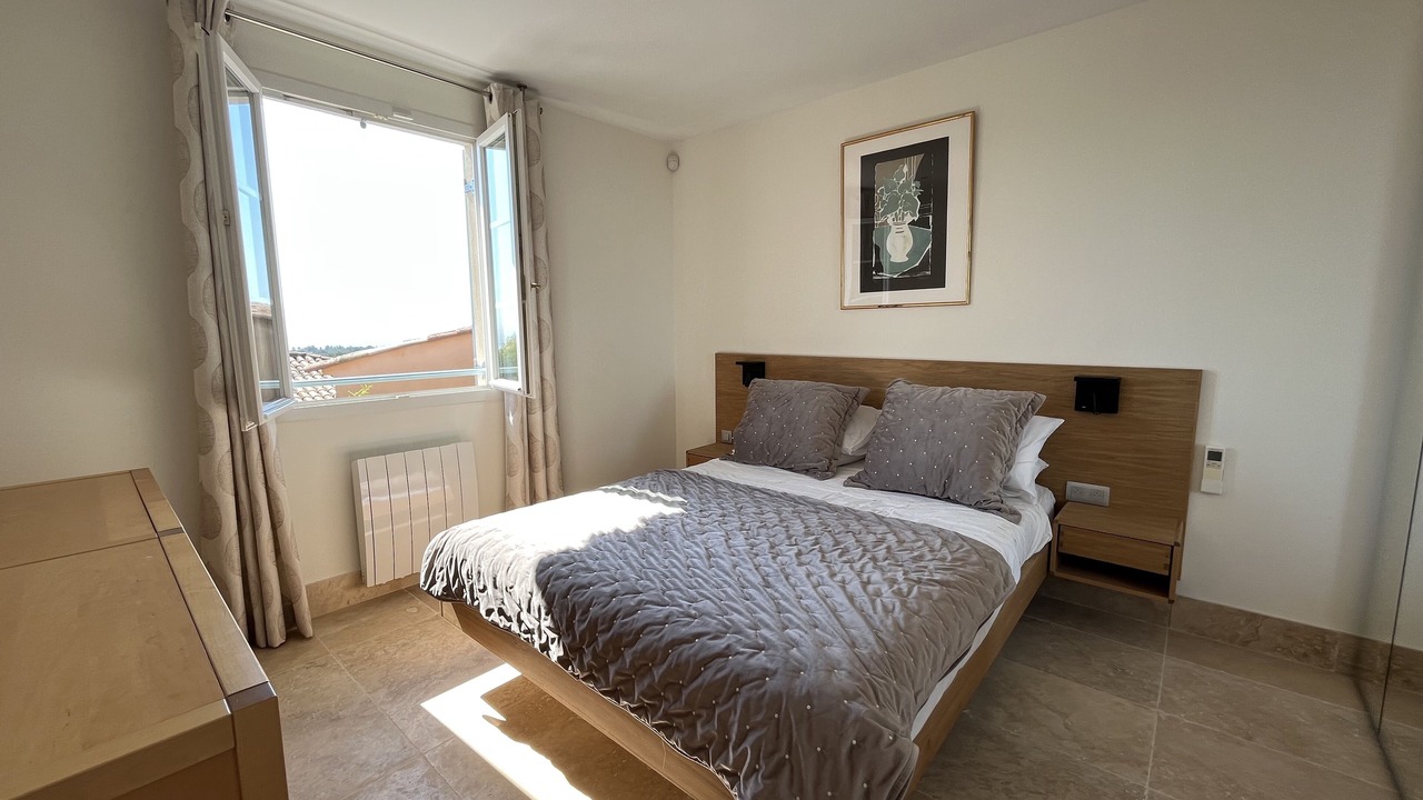 Photo of Bedroom in Villeneuve-Loubet