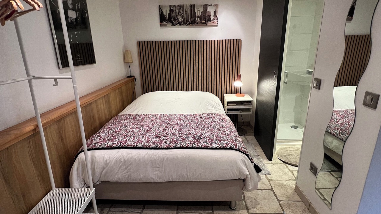 Photo of Bedroom in Cannes La Bocca
