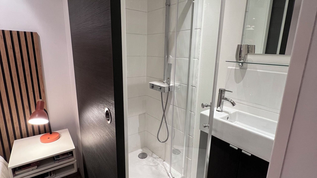 Photo of Bathroom in Cannes La Bocca