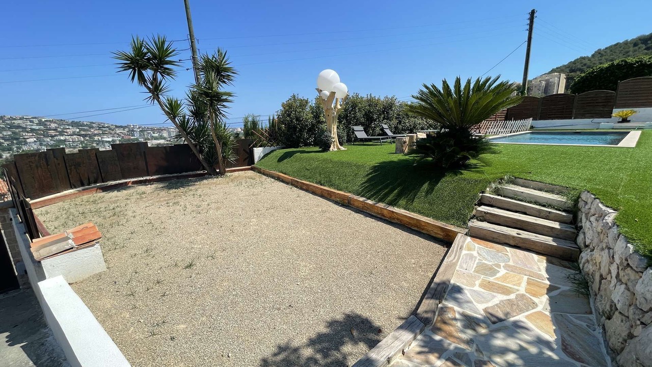 Photo of Outdoor in Saint-Laurent-du-Var