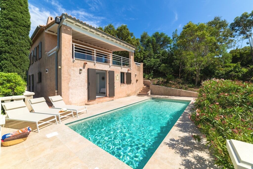 Photo of Outdoor in Antheor