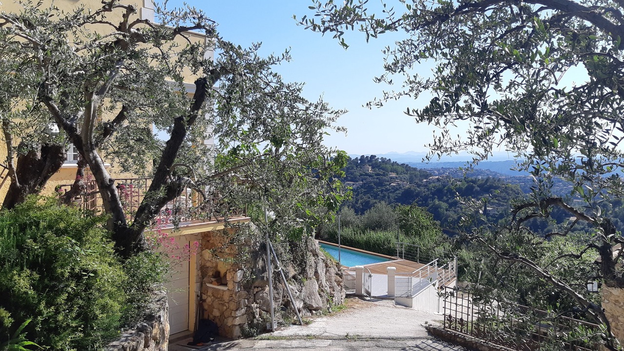 Photo of Outdoor in Aspremont