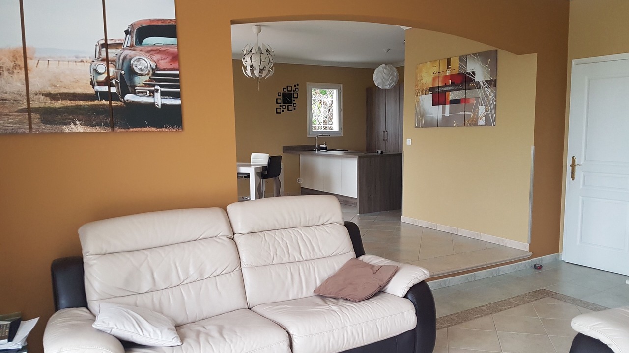 Photo of Livingroom in Aspremont