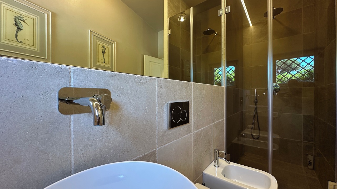 Photo of Bathroom in Poveromo
