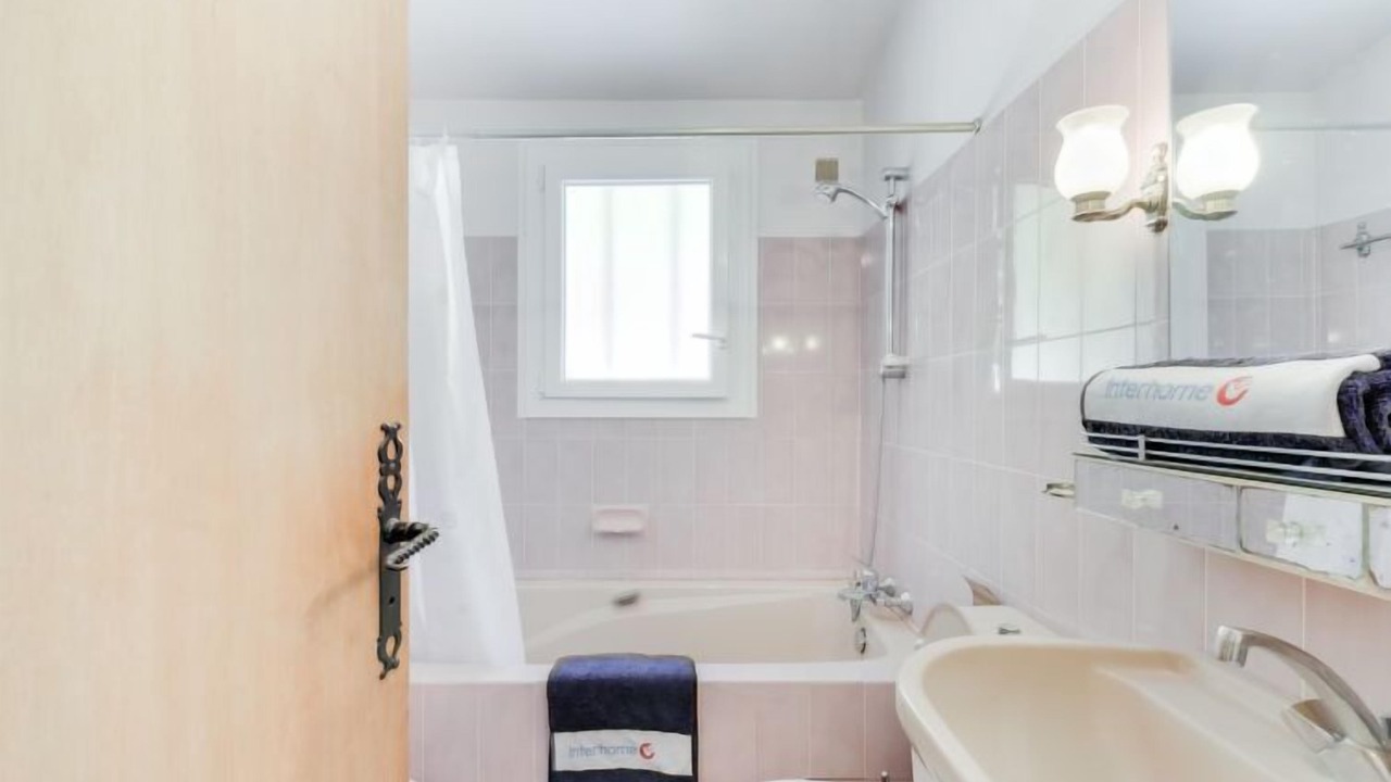 Photo of Bathroom in Grimaud