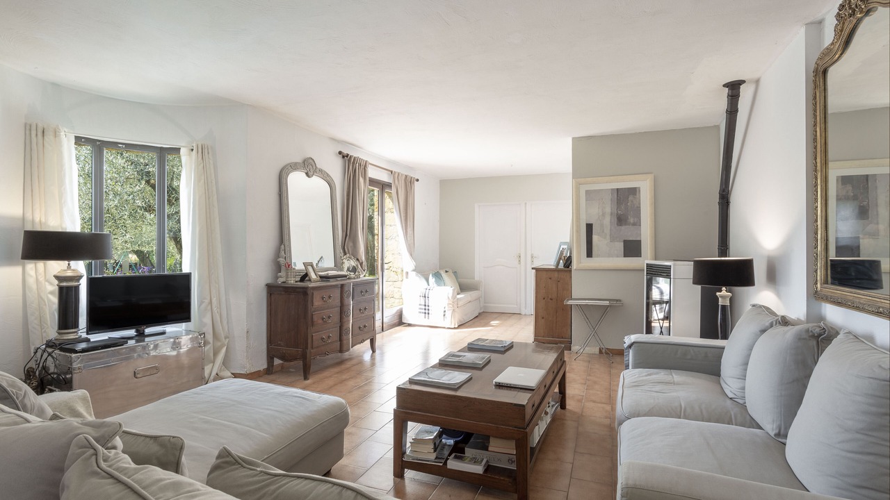 Photo of Livingroom in Mouans-Sartoux