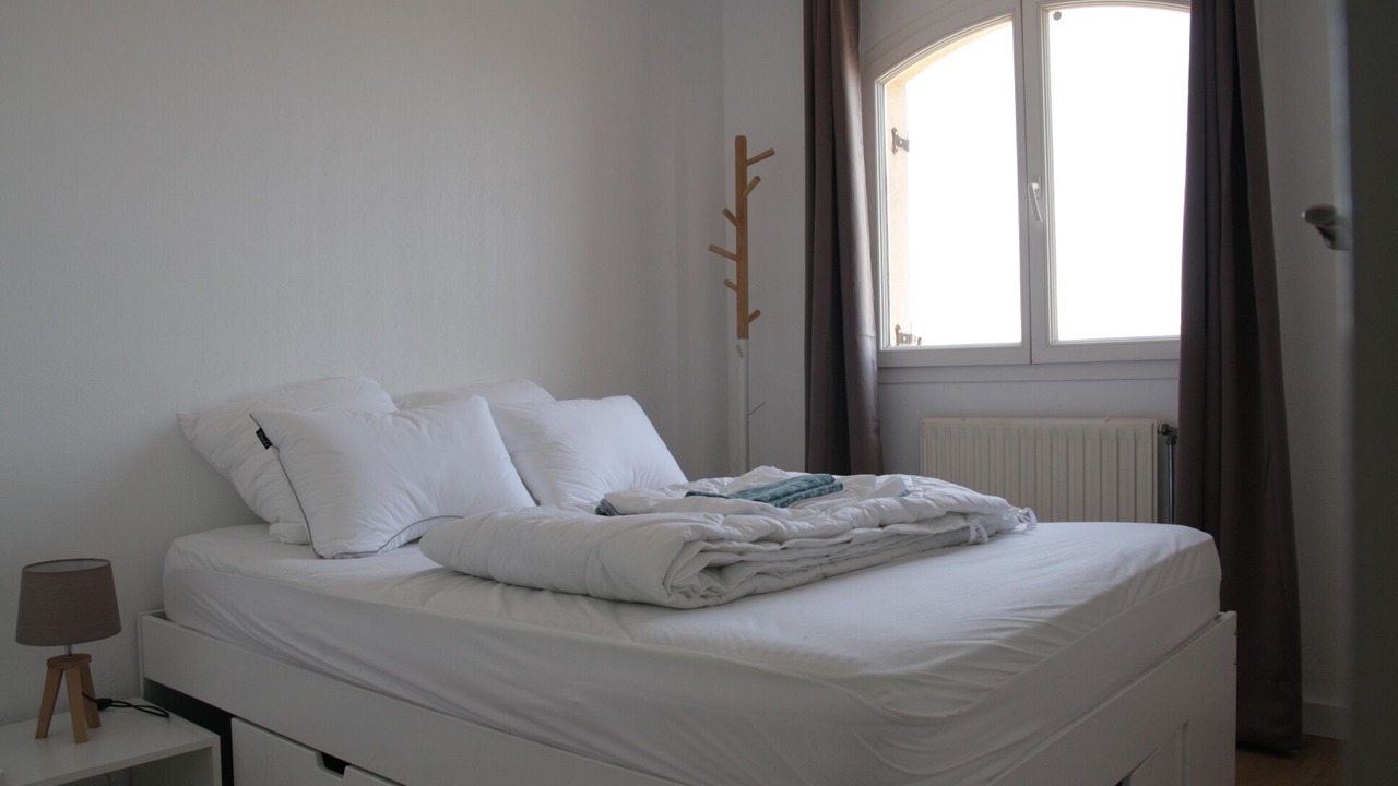 Photo of Bedroom in Mandelieu-La-Napoule