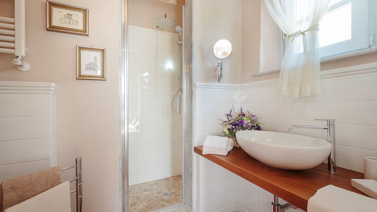 Photo of Bathroom in Marlia