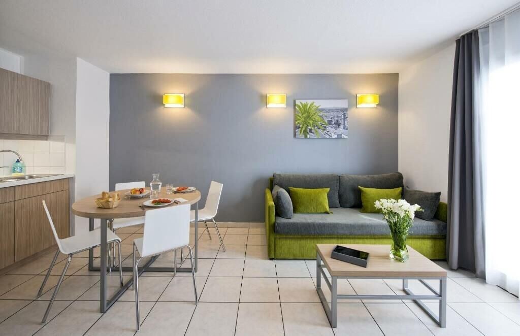 Photo of Livingroom in Les Baumettes