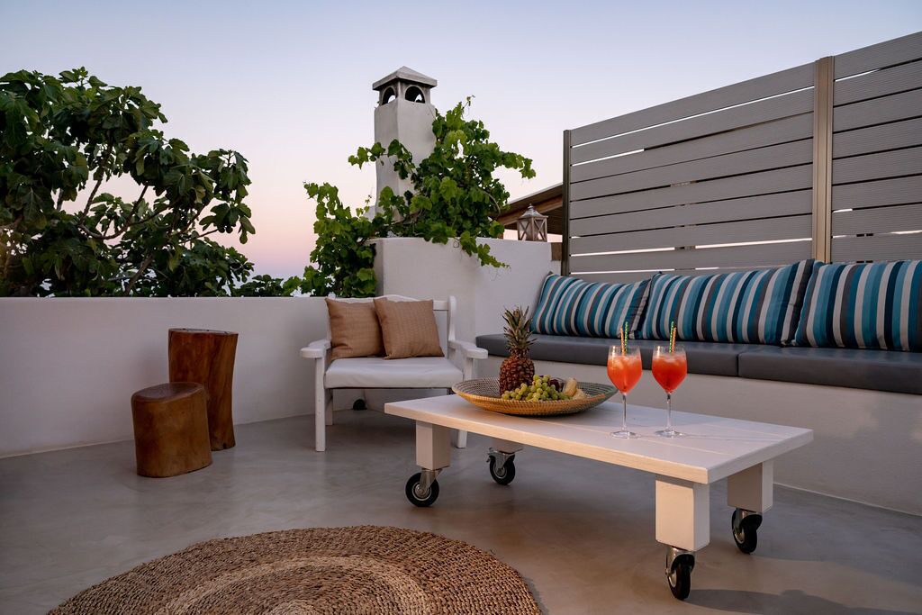 Photo of Patio Balcony in Karterados