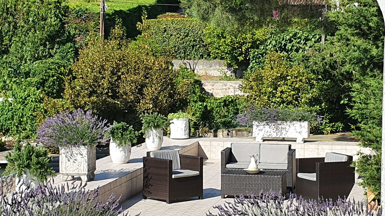 Photo of Patio Balcony in California - Pezou
