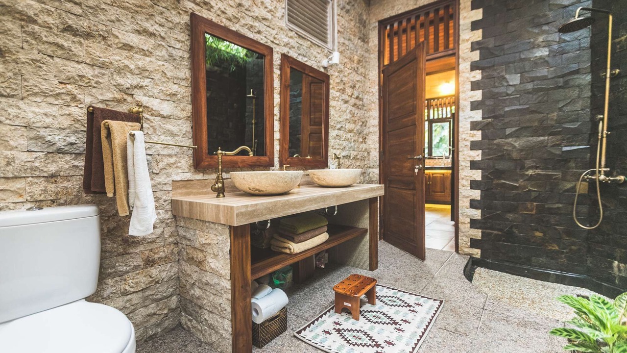 Photo of Bathroom in Sayan