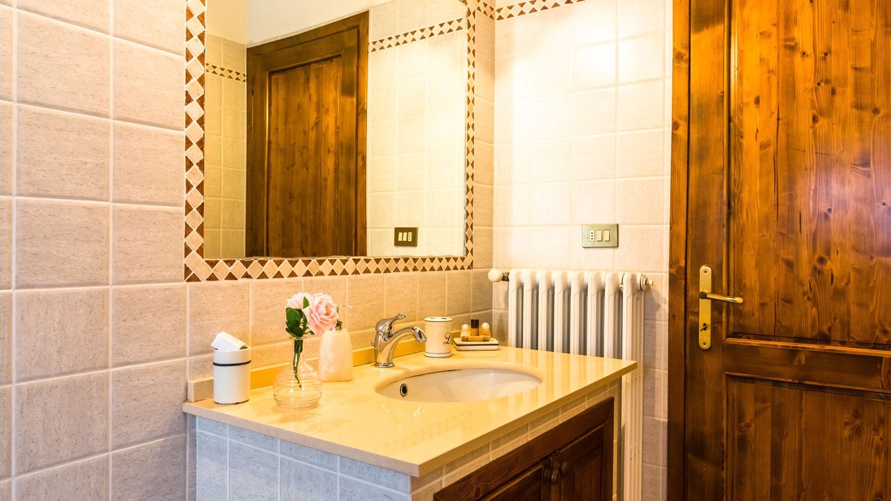 Photo of Bathroom in Orciatico