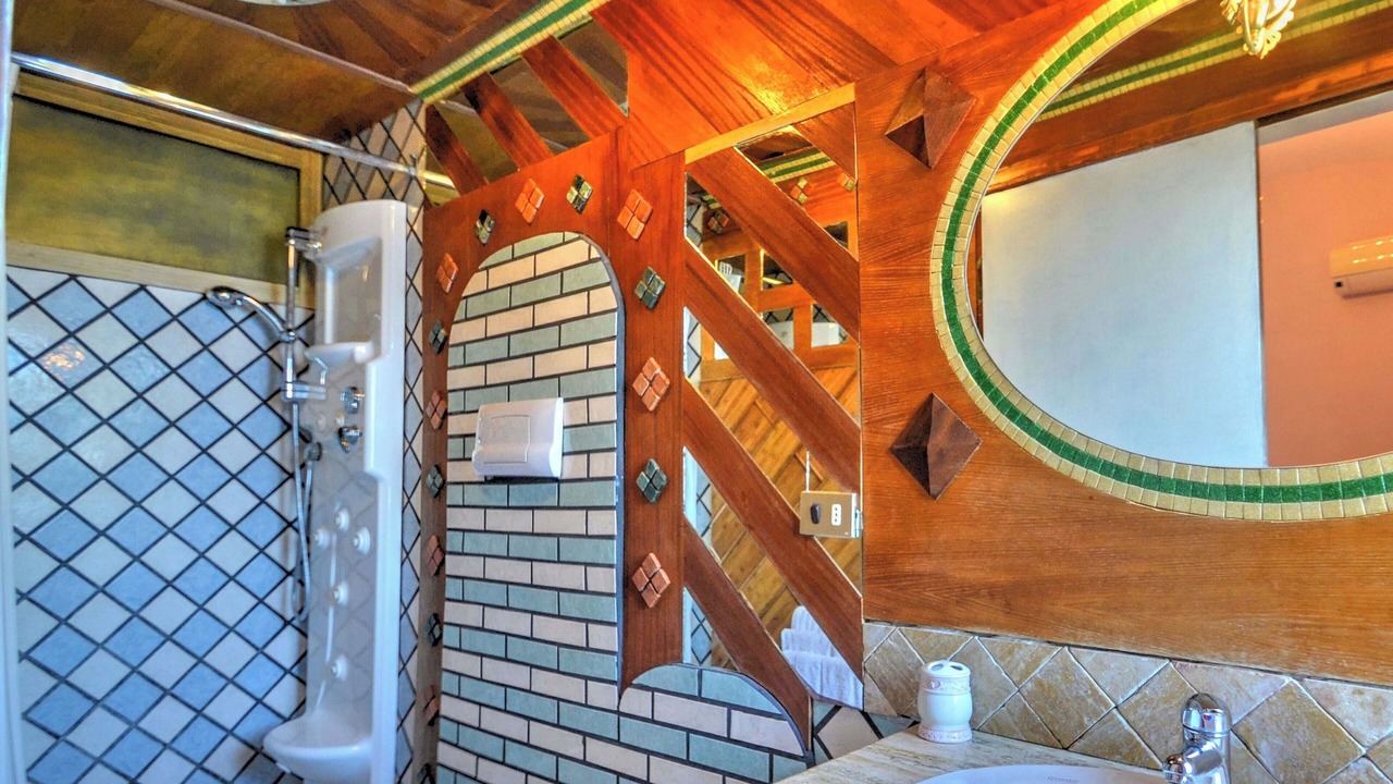 Photo of Bathroom in Furore