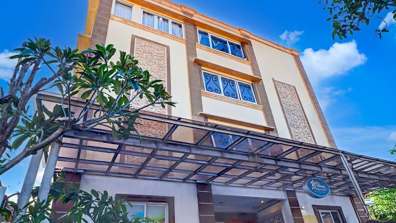 Photo of Outdoor in Kartika Plaza