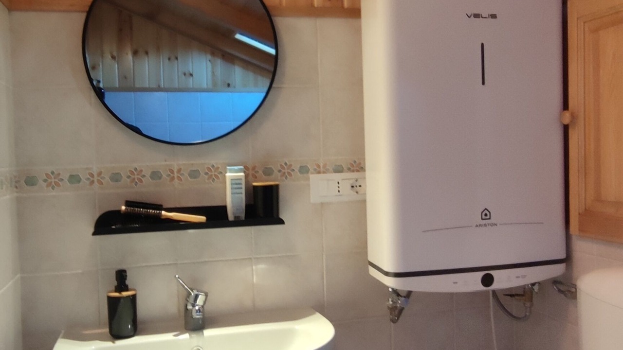 Photo of Bathroom in Sueglio