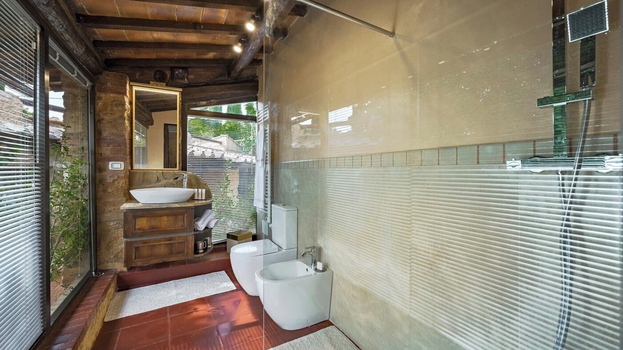 Photo of Bathroom in Sovicille