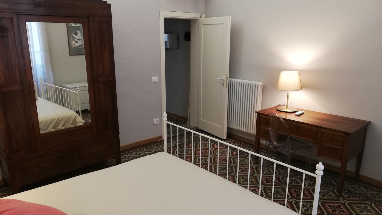 Photo of Bedroom in Pisa City Centre