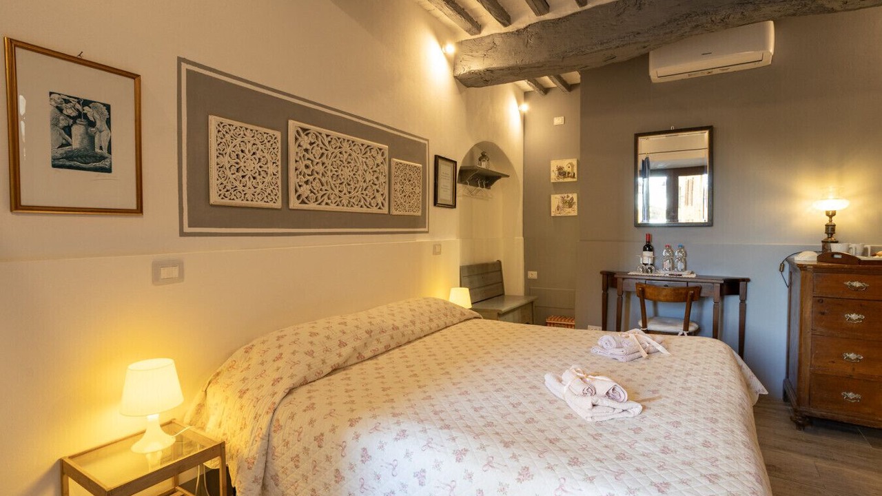 Photo of Bedroom in Monticchiello