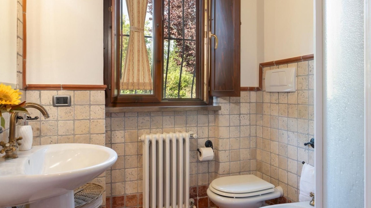 Photo of Bathroom in Volterra