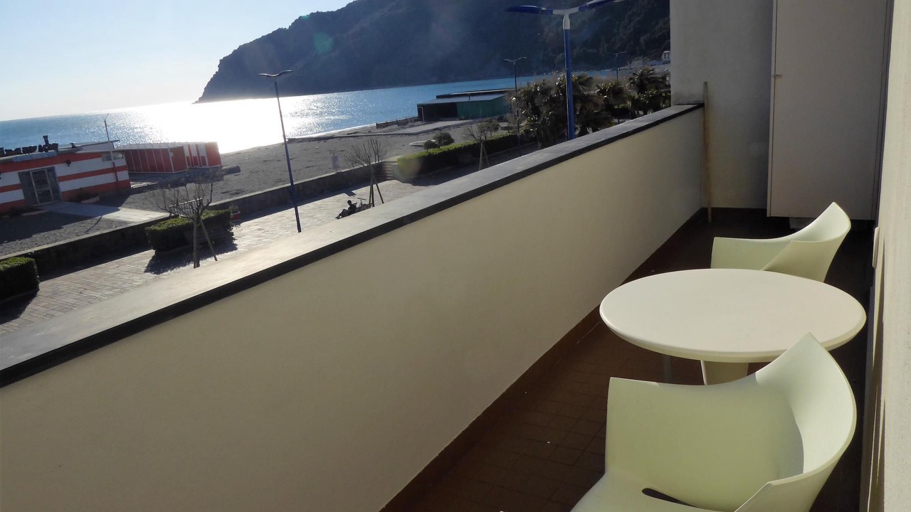 Photo of Bedroom in Riva Trigoso