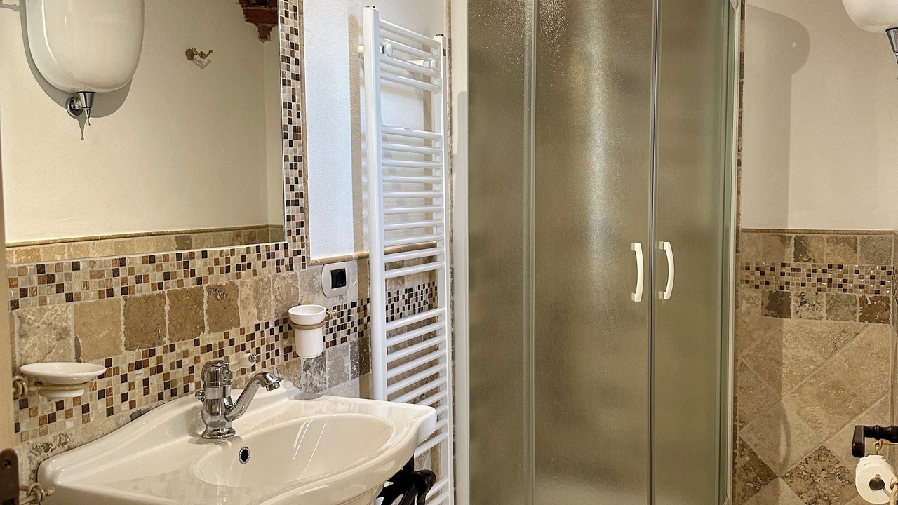 Photo of Bathroom in Torre A Castello
