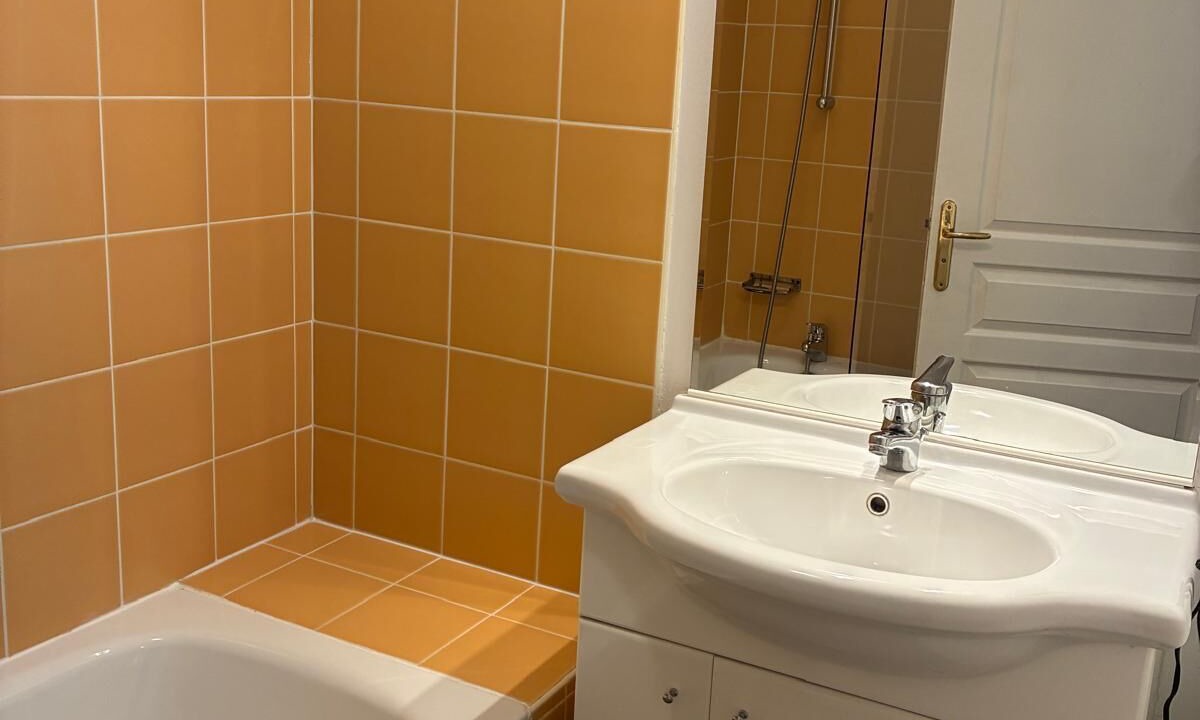 Photo of Bathroom in Grasse