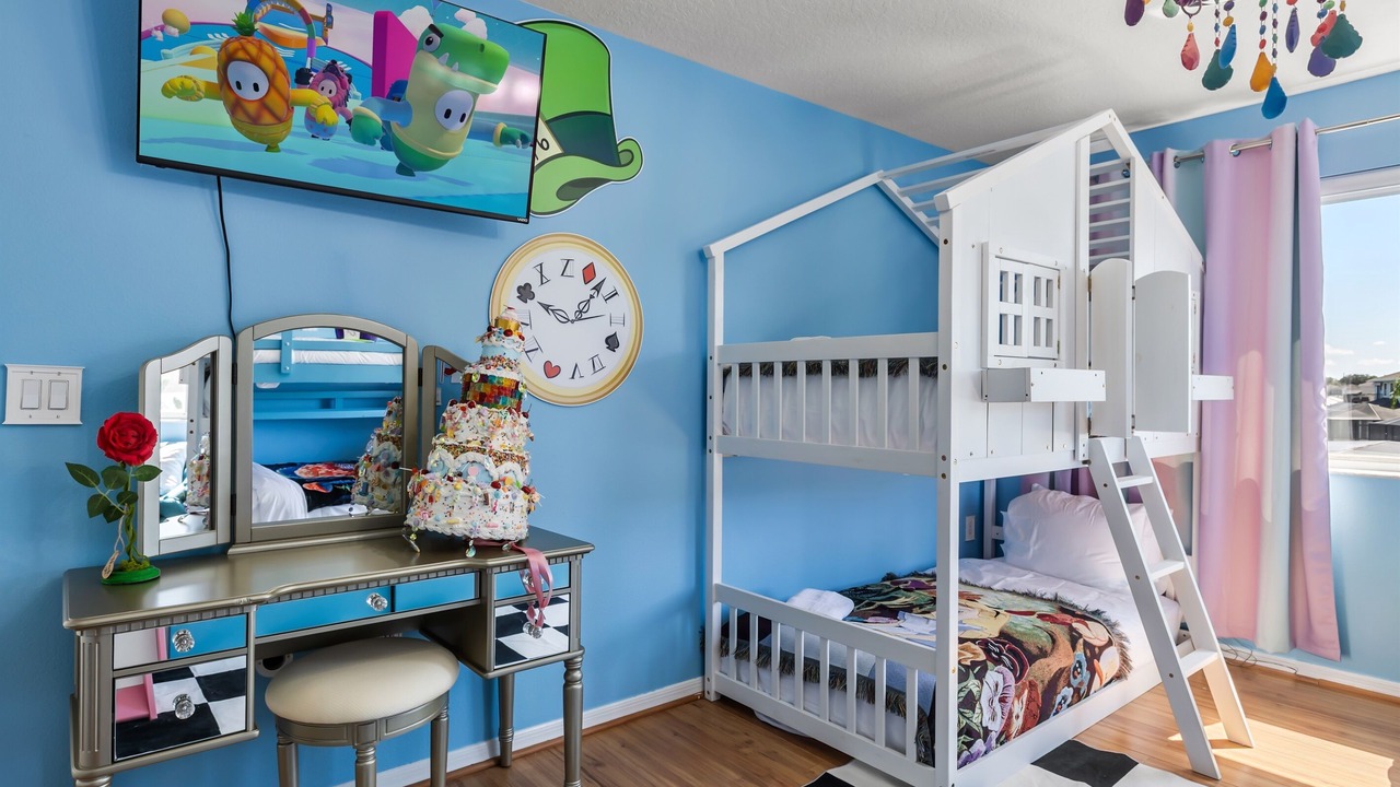 Photo of Bedroom in Sunset Lakes