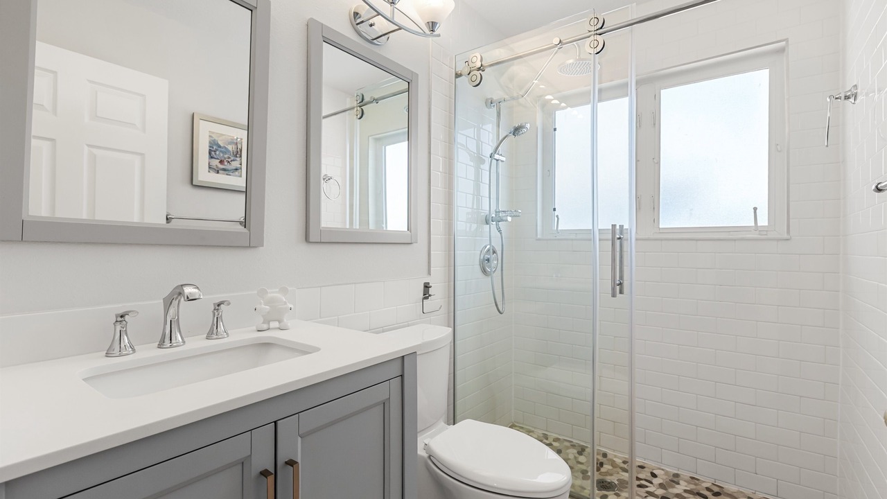 Photo of Bathroom in Sunset Lakes