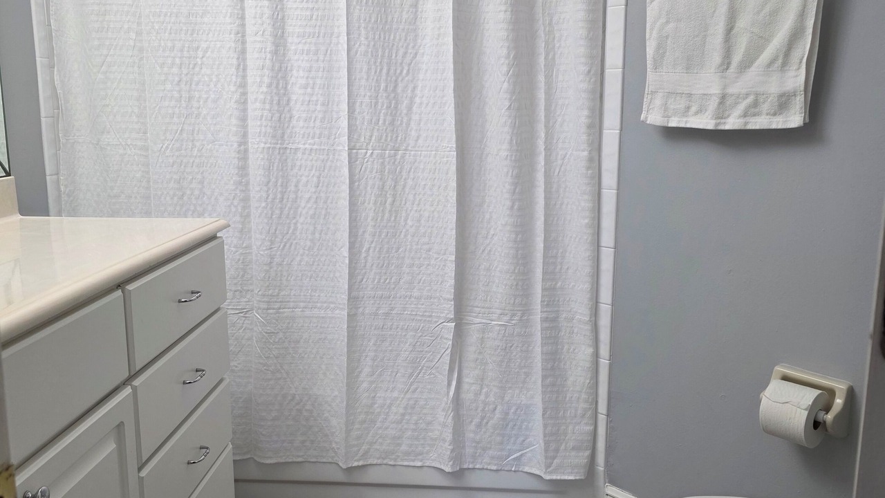 Photo of Bathroom in Ventura