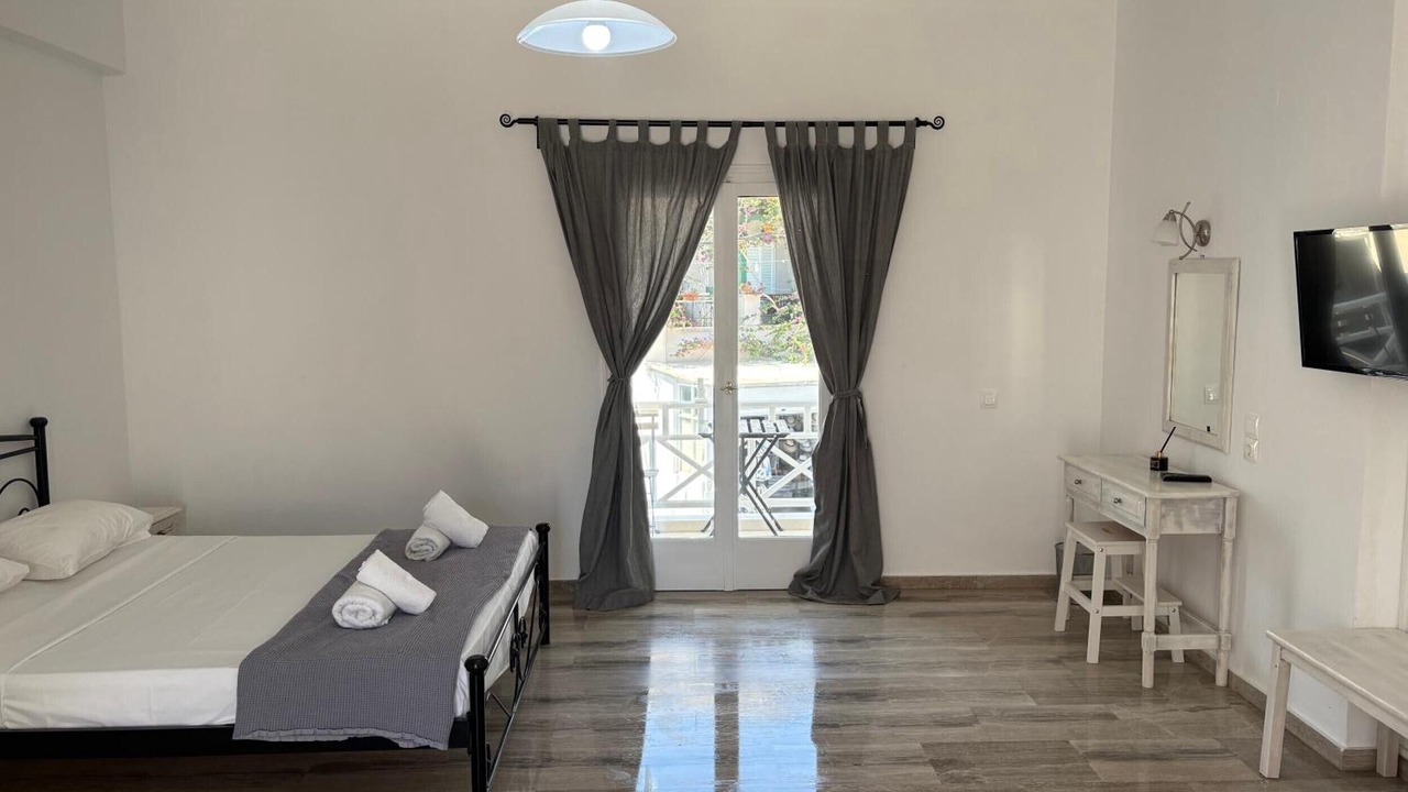 Photo of Bedroom in Kamari