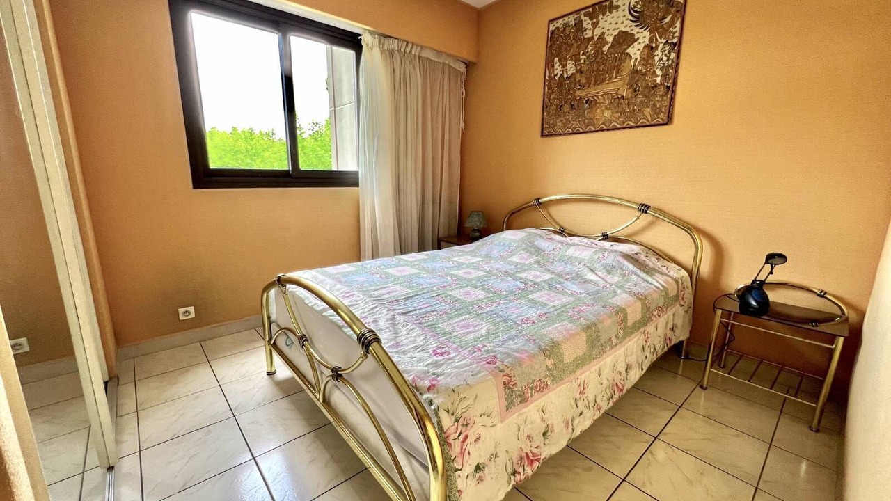 Photo of Bedroom in Mandelieu-la-Napoule Beach