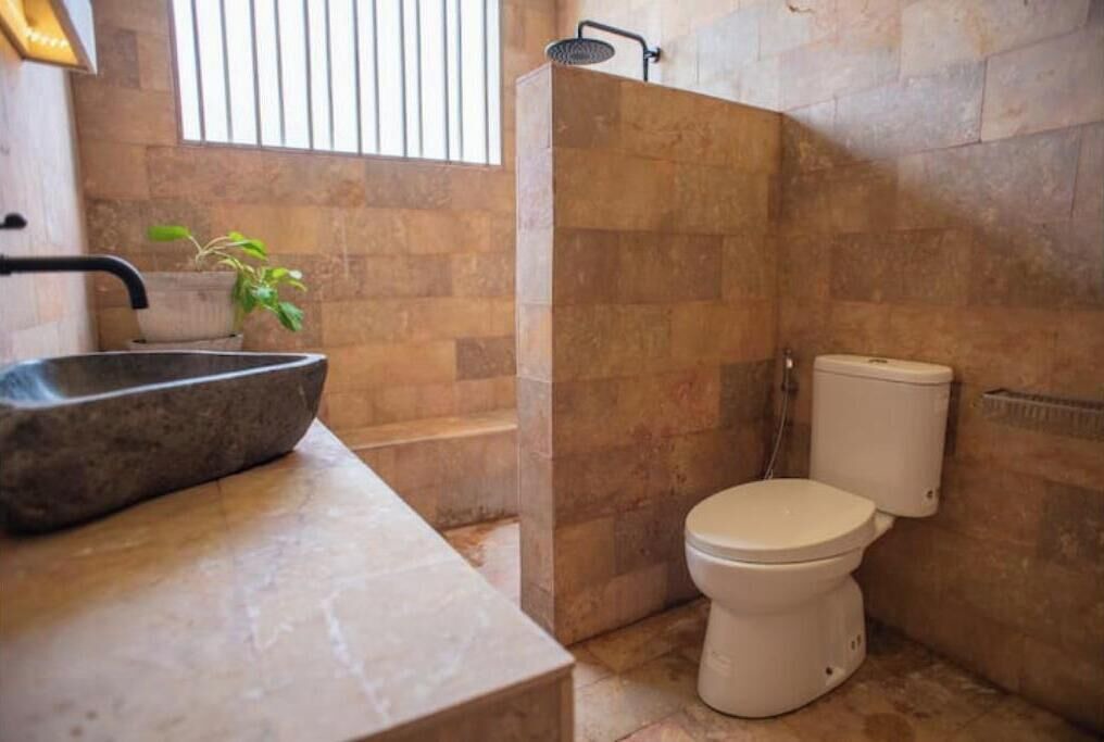 Photo of Bathroom in Kalisada