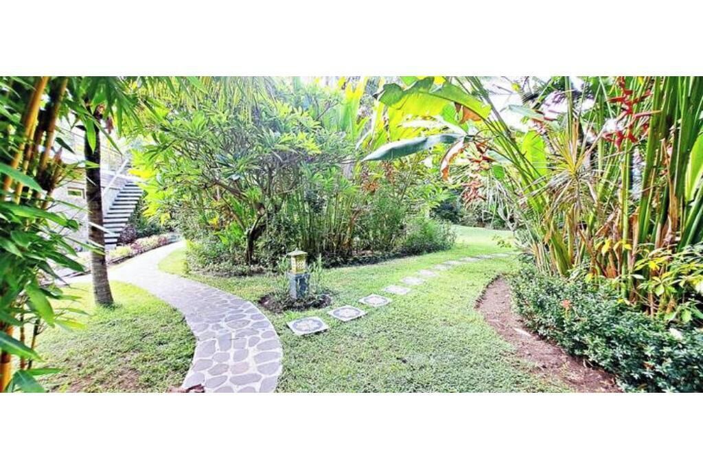 Photo of Outdoor in Kalisada