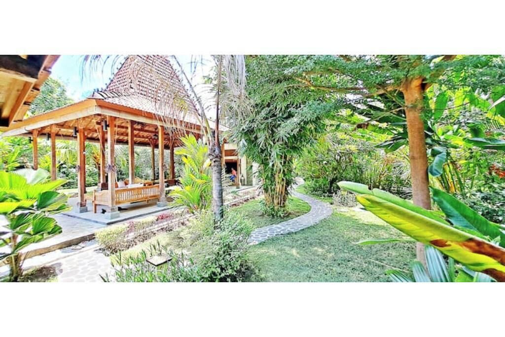 Photo of Outdoor in Kalisada