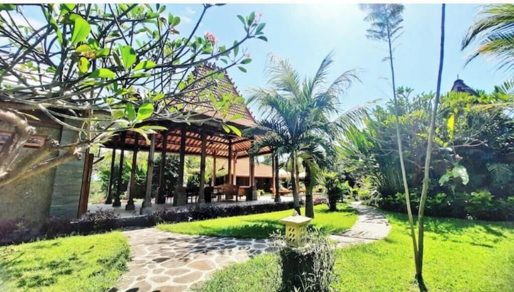 Photo of Patio Balcony in Kalisada
