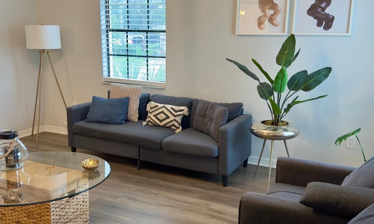 Photo of Livingroom in Rosemont