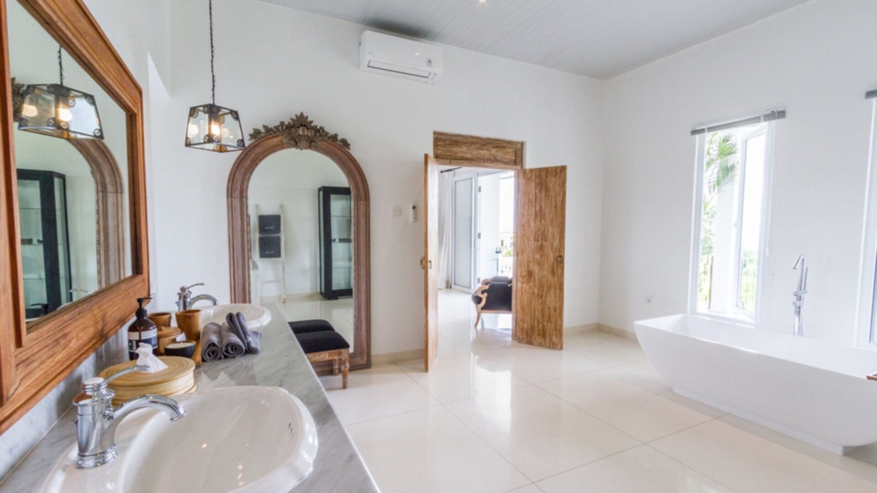 Photo of Bathroom in Pecatu