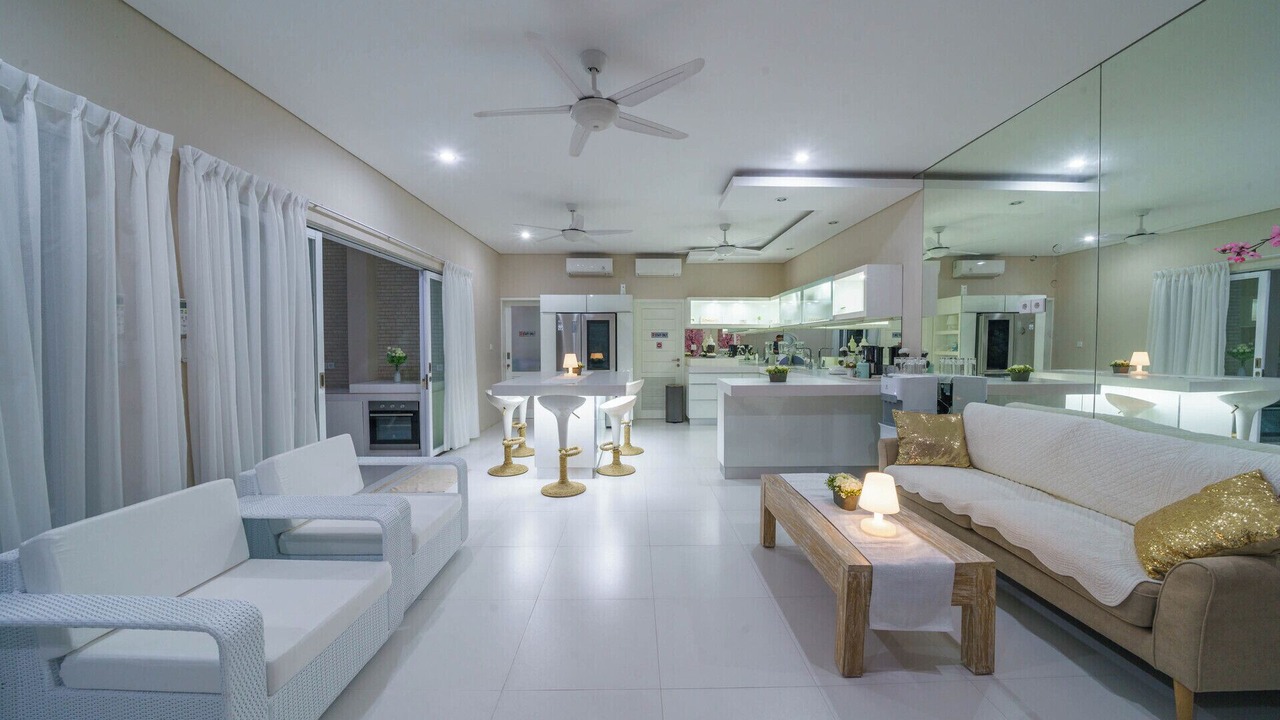 Photo of Livingroom in Suraberata