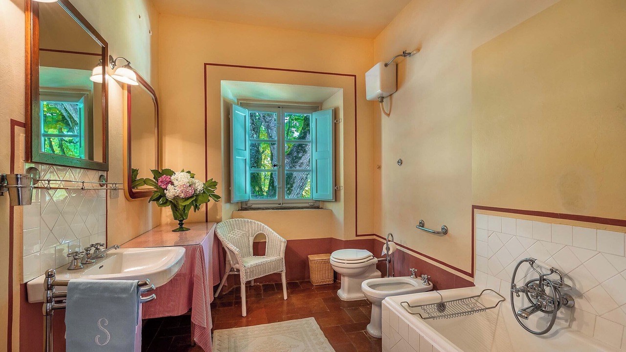 Photo of Bathroom in Villabuona