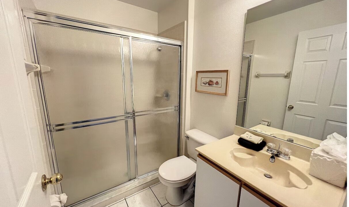 Photo of Bathroom in Sunridge Woods