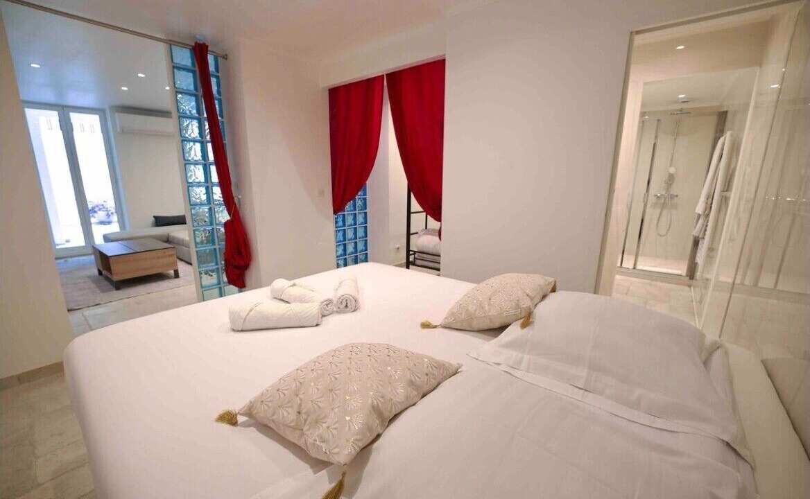 Photo of Bedroom in Saint-Roch