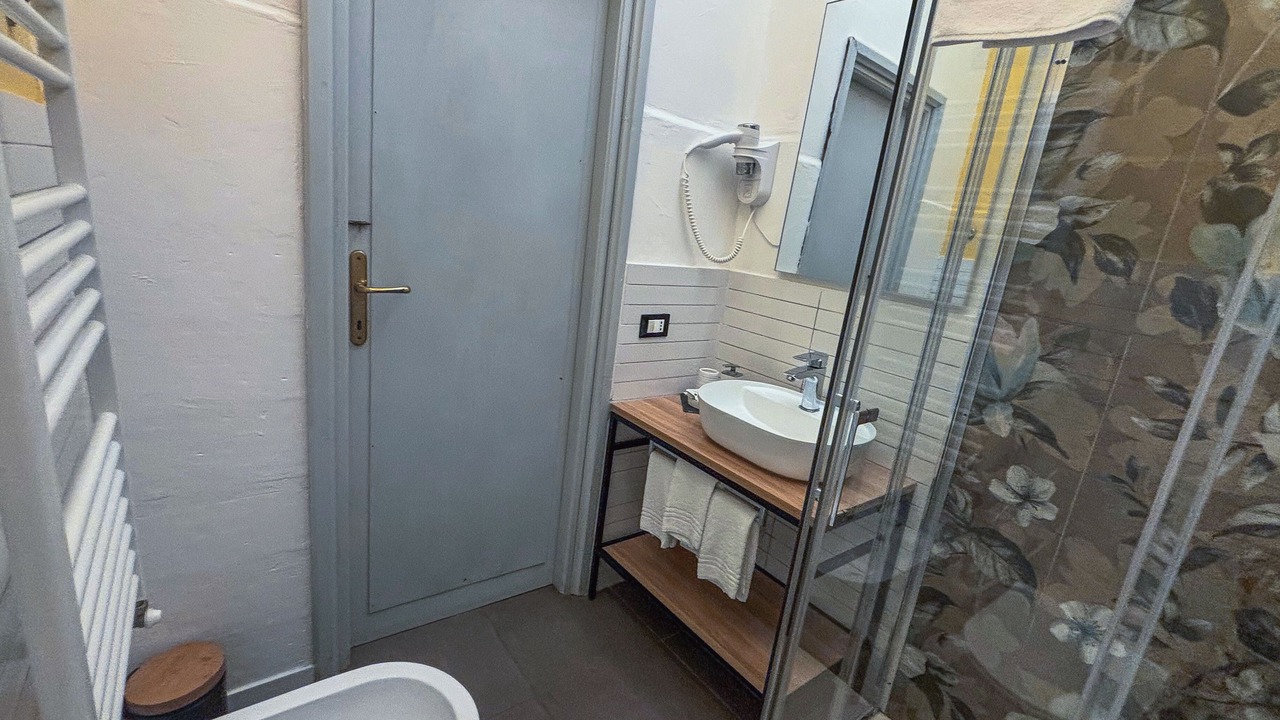 Photo of Bathroom in Pisa City Centre