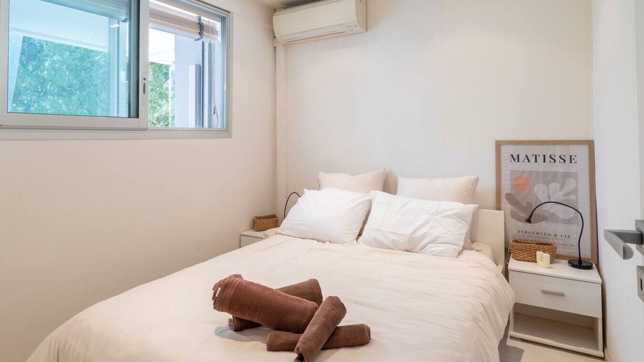 Photo of Bedroom in Villeneuve Loubet Beach