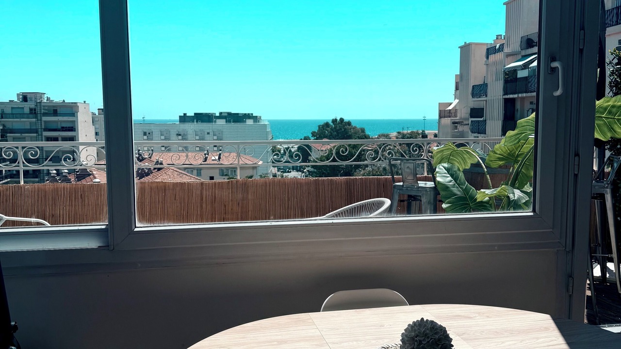 Photo of Others in La Californie