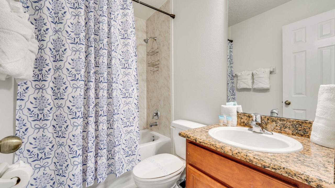 Photo of Bathroom in Crystal Cove